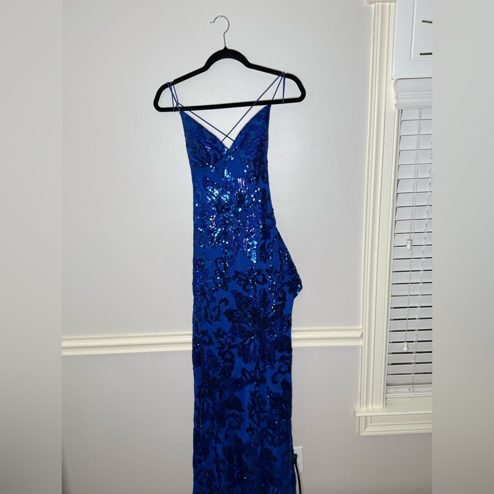 Elegant Blue Sequin Dress